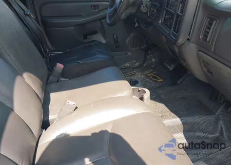 2005 Chevrolet Silverado C1500 from USA, damaged, VIN 1GCEC19X15Z261398